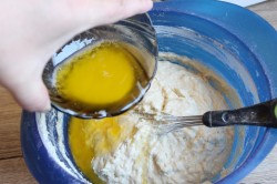 название картинки Сдобное тесто для пирогов дрожжевое