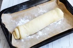 Сдобный рулет с маком