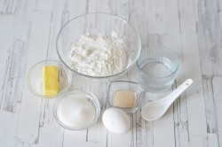 Сдобный рулет с маком