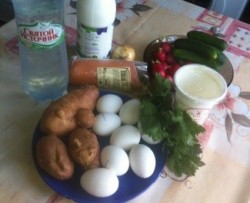 название картинки Сельдереевая окрошка на кефире