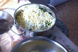 название картинки Сельдереевая окрошка на кефире