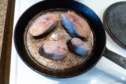 Семга в укропно-огуречном соусе - шаг 6