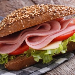 Сэндвич большой на перекус