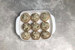 Шампиньоны фаршированные курицей и сыром в духовке