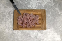 Шампиньоны фаршированные курицей и сыром в духовке