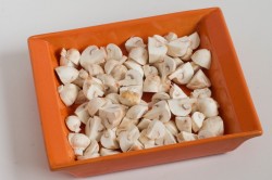 Шампиньоны в сметане в духовке