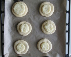 Шанежки с картошкой шаньги в духовке - шаг 10 Шанежки с картошкой шаньги в духовке - шаг 10