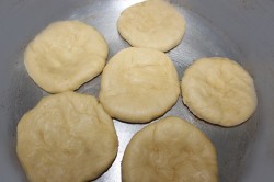 Шанежки шаньги со сметаной