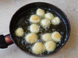 Шарики из теста