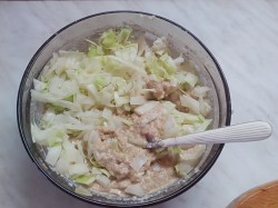 Шарлотка с капустой в мультиварке - шаг 8