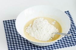 название картинки Шарлотка с яблоками и бананом