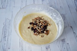 название картинки Шарлотка с яблоками в сметане в духовке