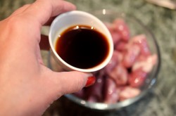 Шашлык из куриных сердечек на мангале