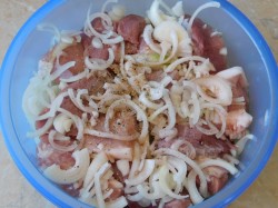 название картинки Мягкий и сочный шашлык  из свинины с уксусом и луком
