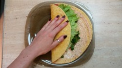 Шаурма в лепешке по-домашнему