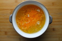 название картинки Щавелевый суп с яйцом классический