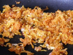 Щи из молодой капусты с курицей