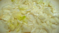 Щи с тушенкой - шаг 3 Щи с тушенкой - шаг 3