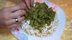Салат курица картошка огурцы грибы сыр