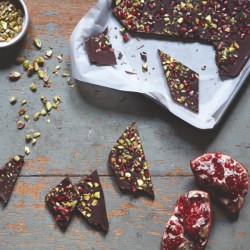 Шоколад с фисташками и зернами граната - шаг 6