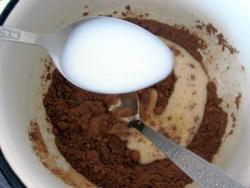 Кондитерская колбаска из печенья - шаг 4