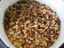 Кондитерская колбаска из печенья - шаг 6