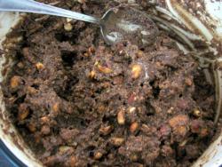 Кондитерская колбаска из печенья - шаг 10