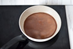 Шоколадные блины на молоке