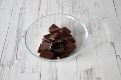 Шоколадные блины на молоке