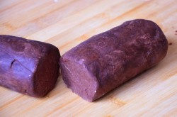 название картинки Шоколадный пирог с творогом и вишней