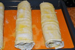 Штрудель с яблоками из лаваша - шаг 11