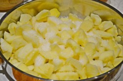 Штрудель с яблоками из лаваша - шаг 4