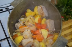 название картинки Шурпа из свинины в домашних условиях