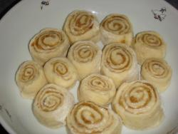 Синнабоны с яблоками