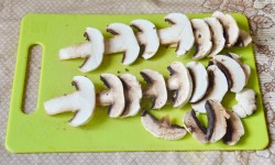 название картинки Сырный пирог Киш Лорен с грибами