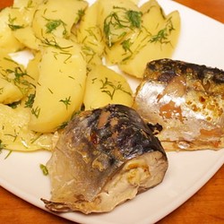 Скумбрия паровая с картошкой