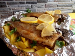 Скумбрия с картошкой в фольге в духовке - шаг 10