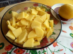 Скумбрия с картошкой в фольге в духовке - шаг 4