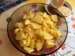 Скумбрия с картошкой в фольге в духовке - шаг 6