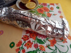 Скумбрия с картошкой в фольге в духовке - шаг 8