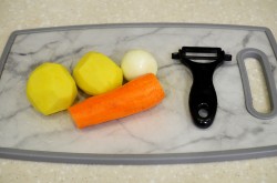 название картинки Скумбрия с овощами запеченная в духовке