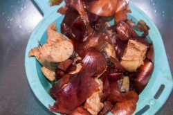 название картинки Скумбрия в луковой шелухе за 3 минуты  быстро и вкусно