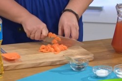 Скумбрия в томатном соусе консервы