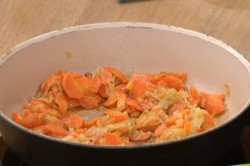 Скумбрия в томатном соусе консервы