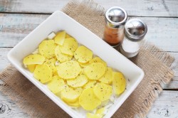 Скумбрия запеченная  с картошкой в духовке