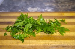 Сладкая свинина с ананасами