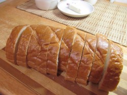 название картинки Сладкие гренки с яйцом и молоком