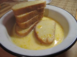 название картинки Сладкие гренки с яйцом и молоком