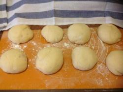 Сладкие пушистые дрожжевые пирожки с начинкой из моркови - шаг 7 Сладкие пушистые дрожжевые пирожки с начинкой из моркови - шаг 7