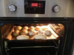 Сладкие пушистые дрожжевые пирожки с начинкой из моркови - шаг 10 Сладкие пушистые дрожжевые пирожки с начинкой из моркови - шаг 10